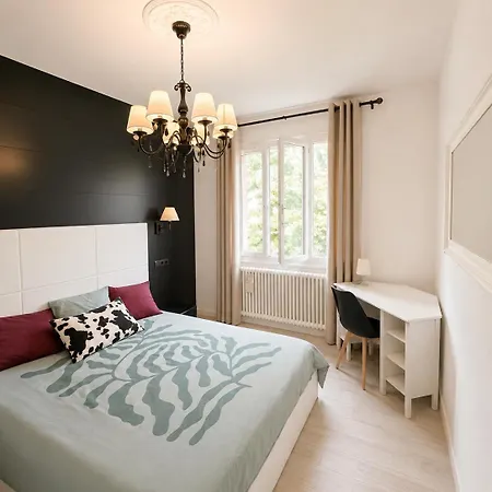 Beautiful House With Garden, Ideal For A Large Group شقة
