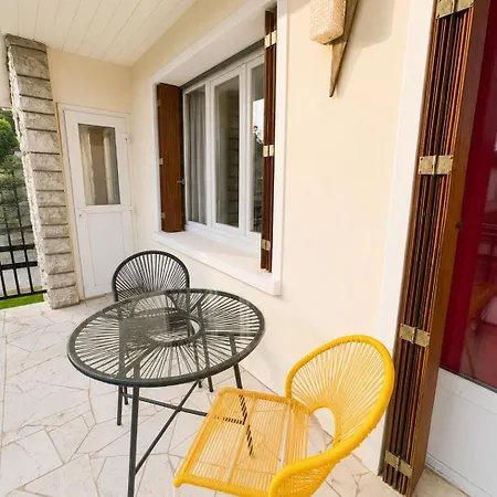 شقة Beautiful House With Garden, Ideal For A Large Group *